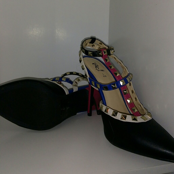 Never worn Rue 21 gold studded heals - Picture 2 of 4